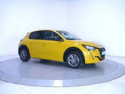 Photo 27 Peugeot 208  Electrique 50 kWh 136ch