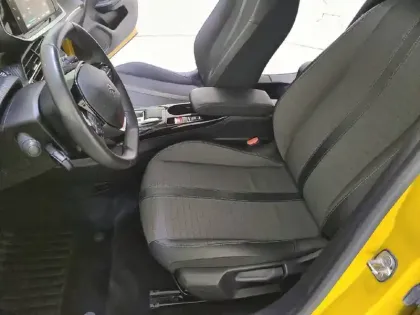 Photo 34 Peugeot 208  Electrique 50 kWh 136ch