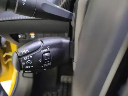 Photo 48 Peugeot 208  Electrique 50 kWh 136ch