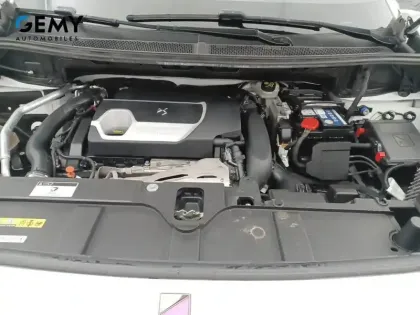 Photo 35 DS DS 7 DS7 Crossback PureTech 180 EAT8