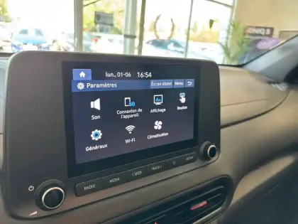 Photo 32 Hyundai Kona  1.0 T-GDi 120 Hybrid 48V