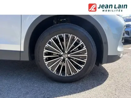 Photo 8 Volkswagen Tiguan  1.5 eTSI 150ch DSG7