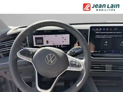 Photo 10 Volkswagen Tiguan  1.5 eTSI 150ch DSG7