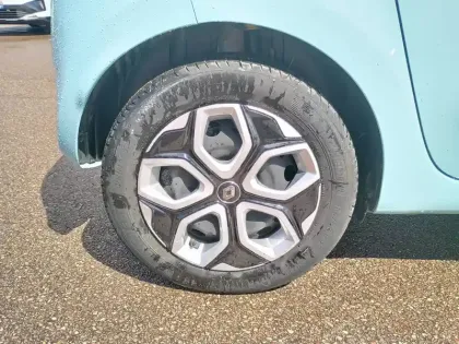 Photo 21 Renault Twingo  III E-Tech