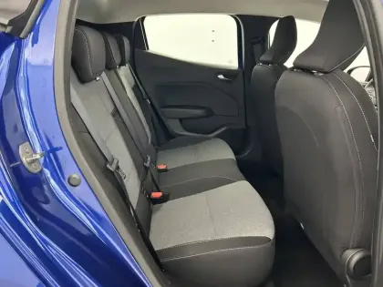 Photo 24 Renault Clio  Blue dCi 100 ch GSR2