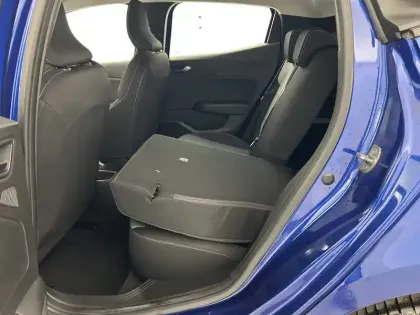 Photo 37 Renault Clio  Blue dCi 100 ch GSR2