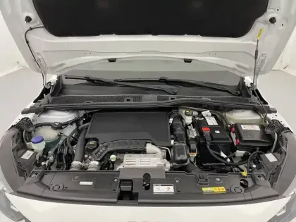 Photo 20 Peugeot 208  PureTech 100 S&S BVM6