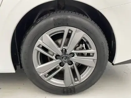 Photo 15 Peugeot 308  SW BlueHDi 130ch S&S EAT8