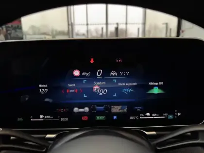 Photo 28 Mercedes CLA sse S 580 e 9G-Tronic