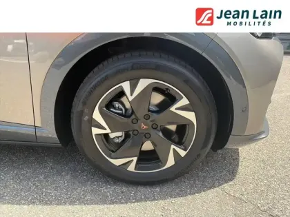Photo 8 Cupra Tavascan  286 ch
