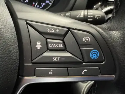Photo 28 Nissan Juke  HYBRID 143