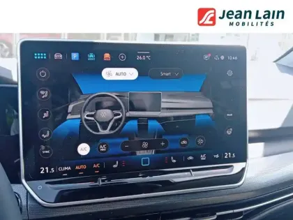 Photo 13 Volkswagen Golf  1.5 eHybrid 204 DSG6