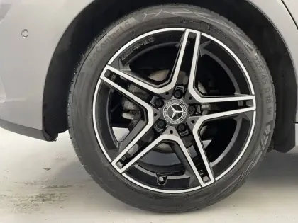 Photo 17 Mercedes Classe A  200 d 8G-DCT