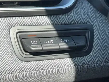 Photo 19 Renault Clio  E-Tech full hybrid 145 ch GSR2