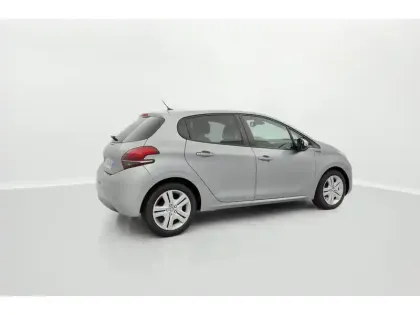 Photo 6 Peugeot 208  BlueHDi 100ch S&S BVM5