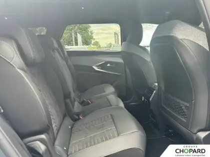 Photo 19 Peugeot 5008  Electrique 210 ch 73 kWh