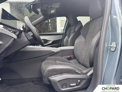 Photo 10 Peugeot 5008  Electrique 210 ch 73 kWh