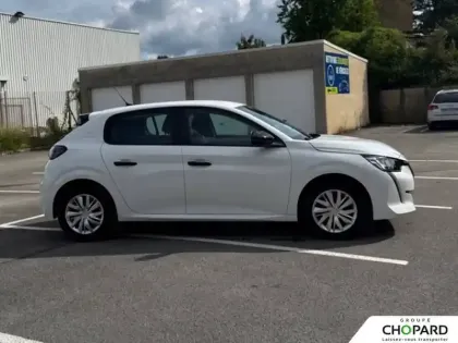 Photo 35 Peugeot 208  BLUEHDI 100 S&S BVM6