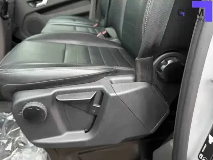 Photo 31 Ford Transit  CUSTOM FOURGON 300 L1H1 2.0 ECOBLUE 130