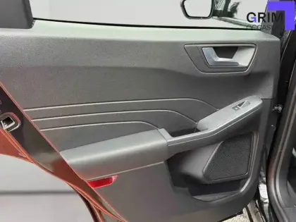 Photo 20 Ford Kuga  2.5 Duratec 180 ch FlexiFuel FHEV E85 Powershift