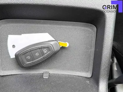 Photo 25 Ford Kuga  2.5 Duratec 180 ch FlexiFuel FHEV E85 Powershift