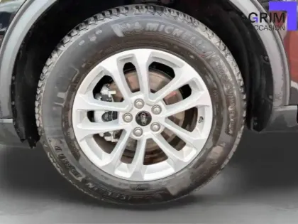 Photo 12 Ford Kuga  2.5 Duratec 180 ch FlexiFuel FHEV E85 Powershift