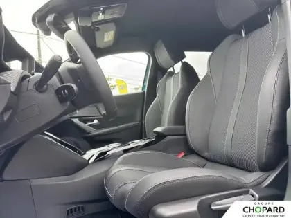 Photo 9 Peugeot 2008  Electrique 54 kWh 156 ch
