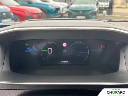 Photo 20 Peugeot 2008  Electrique 54 kWh 156 ch