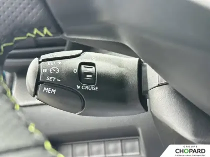 Photo 17 Peugeot 2008  Electrique 54 kWh 156 ch