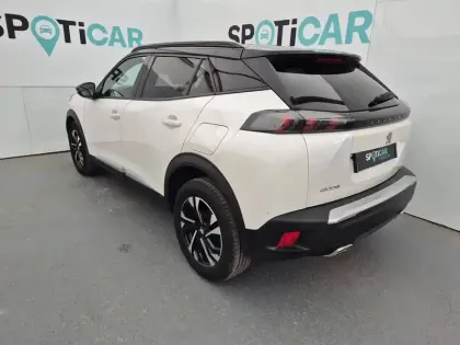 Photo 6 Peugeot 2008  PureTech 130 S&S EAT8