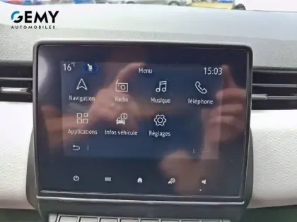 Photo 19 Renault Clio  E-Tech full hybrid 145