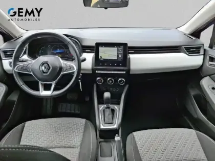 Photo 7 Renault Clio  E-Tech full hybrid 145