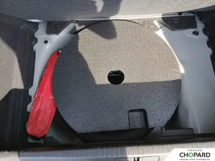 Photo 24 Peugeot 208  Hybrid 110 e-DCS6