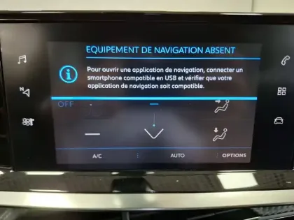 Photo 26 Peugeot 2008  PureTech 100 S&S BVM6