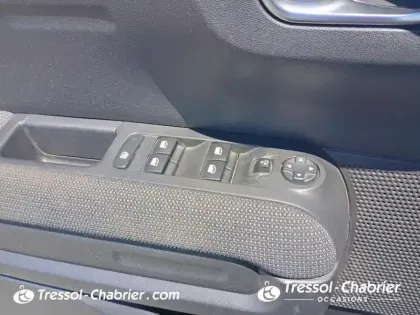 Photo 19 Citroën C3 Aircross  PureTech 110 S&S BVM6 Shine