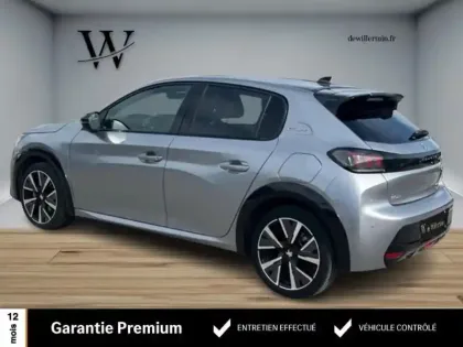 Photo 20 Peugeot 208 1.2 100 chEAT8 GT Line