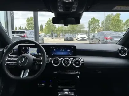 Photo 16 Mercedes Classe A 250 e Hybrid EQ AMG Line