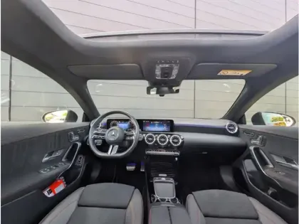 Photo 10 Mercedes CLA 250 e Hybrid EQ 