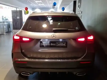 Photo 12 Mercedes GLA 200 d AMG Line