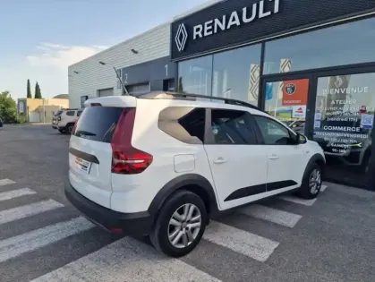 Photo 19 Dacia Jogger 5 Places Expression Tce 110