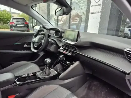 Photo 22 Peugeot 208 II PureTech 100 S&S Allure Pack