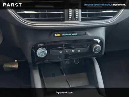 Photo 12 Ford Kuga 2.5 Duratec 180ch Hybrid FlexiFuel Titanium Business Powershift