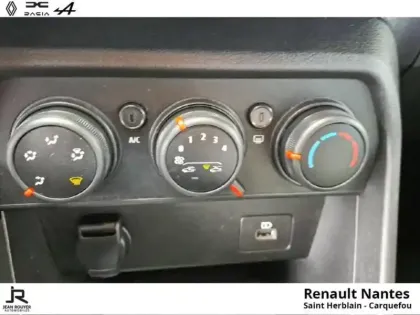 Photo 11 Dacia Sandero  1.0 TCe 90ch Expression