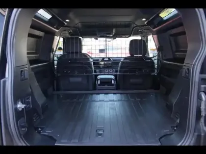 Photo 19 Land rover Defender  90 3.0 D250 Hard Top X-Dynamic SE