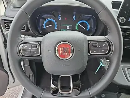 Photo 11 Fiat Doblo  Fg M 800kg Electrique 136ch Batterie 50 kWh Pro Lounge Connect