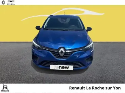 Photo 8 Renault Clio  1.6 E-Tech hybride 145ch Equilibre