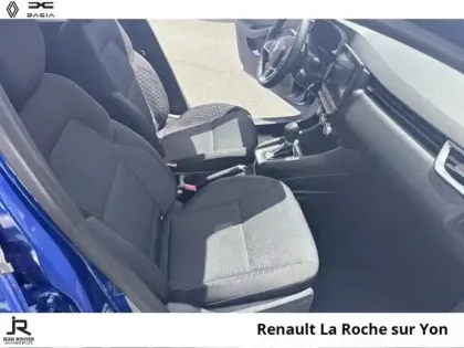 Photo 13 Renault Clio  1.6 E-Tech hybride 145ch Equilibre