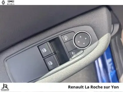 Photo 14 Renault Clio  1.6 E-Tech hybride 145ch Equilibre