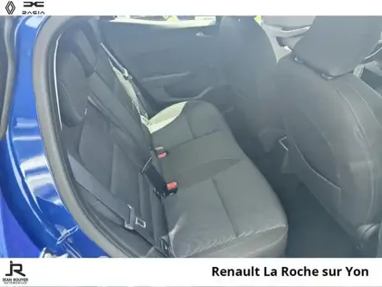 Photo 7 Renault Clio  1.6 E-Tech hybride 145ch Equilibre