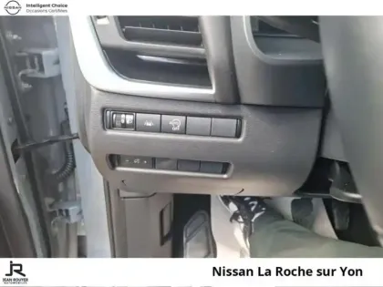 Photo 13 Nissan Qashqai  1.3 Mild Hybrid 140ch N-Connecta 2022